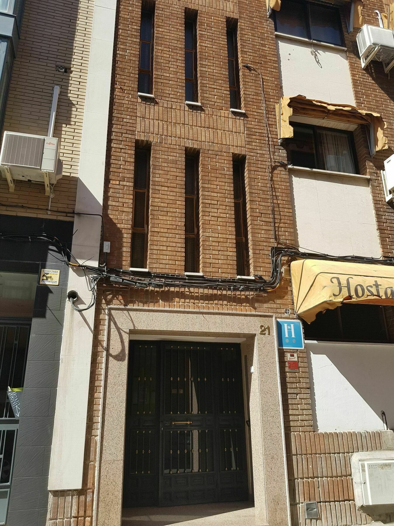 Hostal Puerta Bonita Vista Alegre Madri Exterior foto